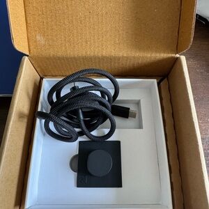 Ultrahuman charger size 11 - new in box